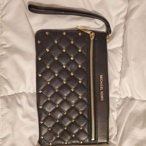 Michael Kors Selma Clutch
